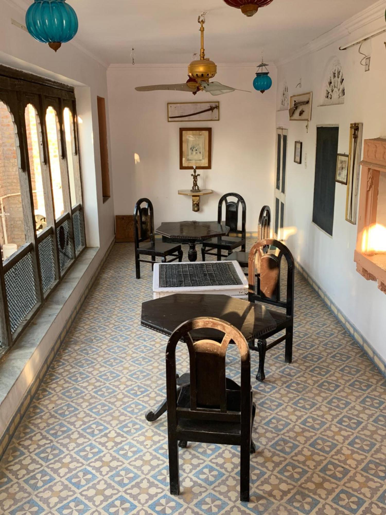 Kishan Palace-A Heritage Hotel ビーカーネール エクステリア 写真