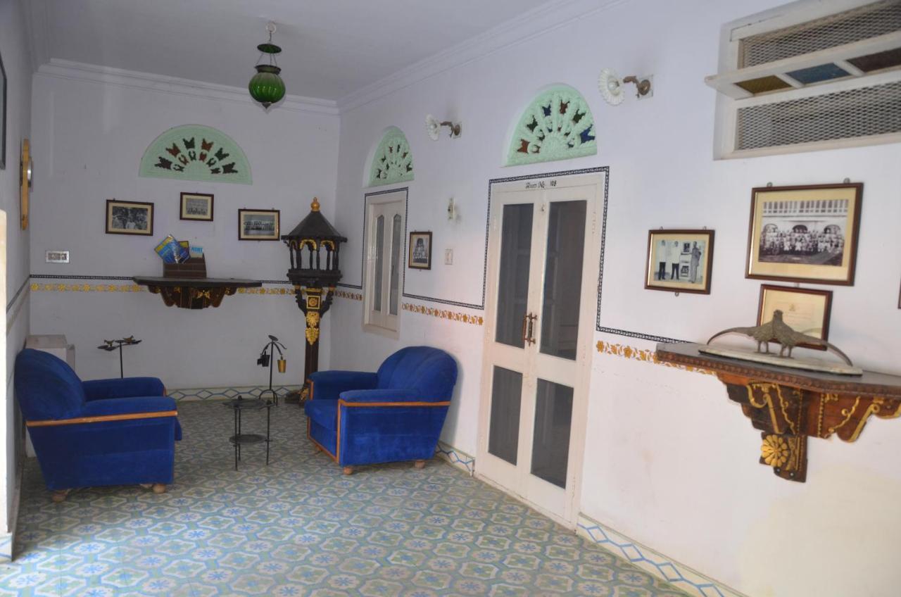 Kishan Palace-A Heritage Hotel ビーカーネール エクステリア 写真
